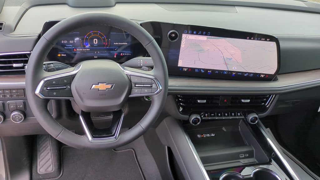 New 2026 Chevrolet Suburban Premier image 16