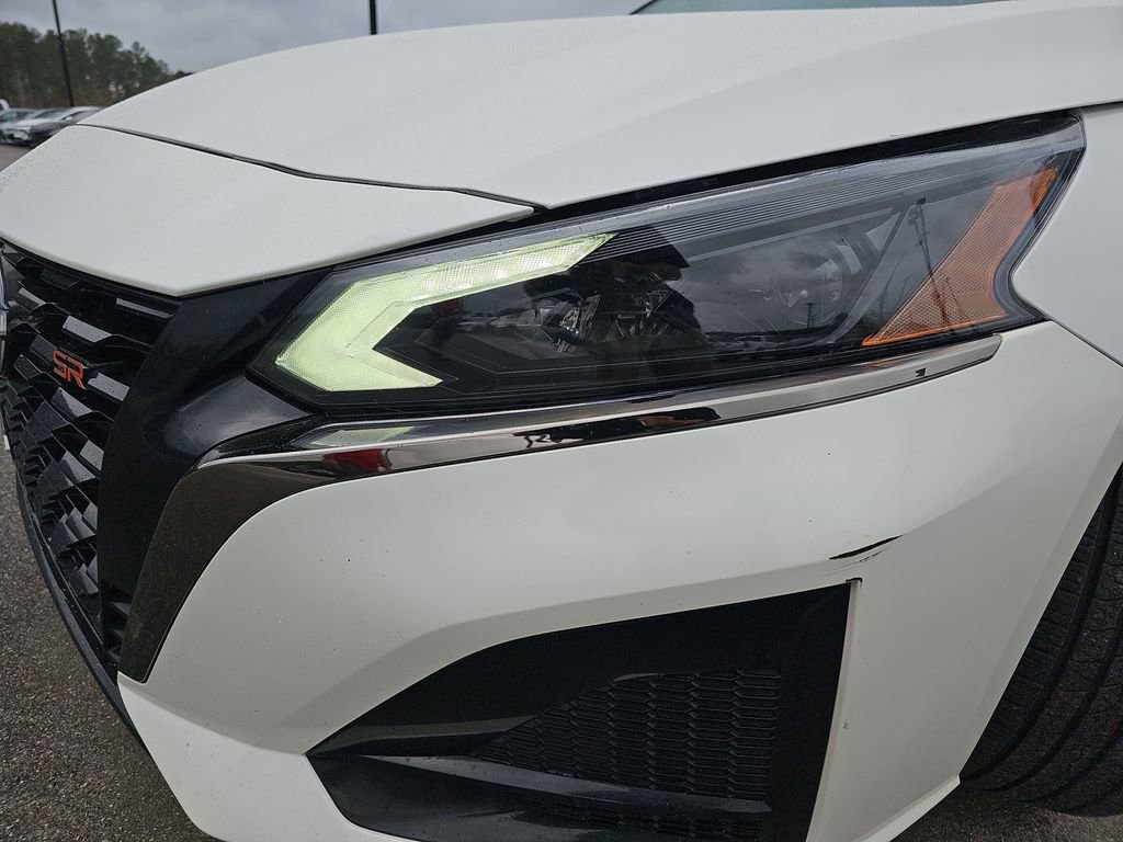 Used 2023 Nissan Altima 2.5 SR w/ SR Premium Package image 34