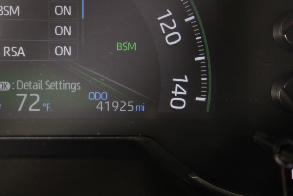 Used 2024 Toyota RAV4 XLE Premium image 26