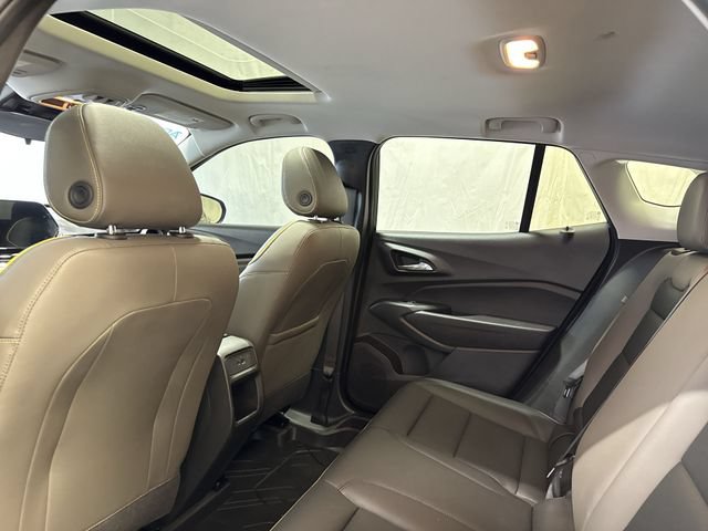 Certified 2025 Chevrolet Trax ACTIV w/ Sunroof Package FWD image 14