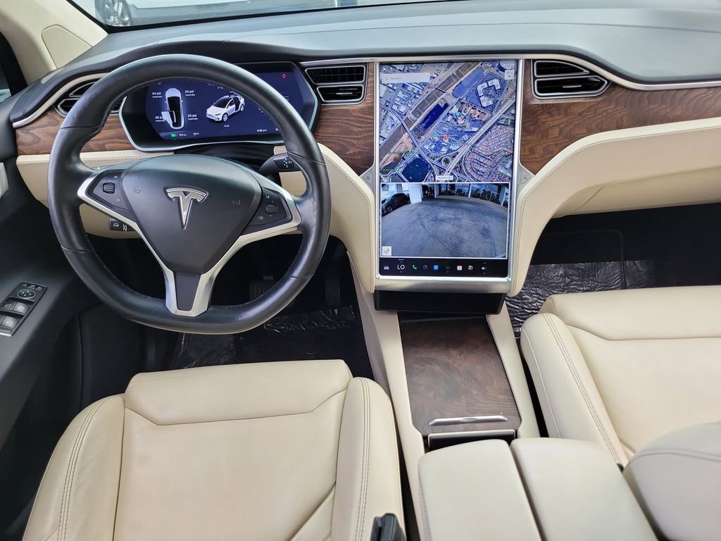 Used 2018 Tesla Model X 75D AWD/4WD image 11