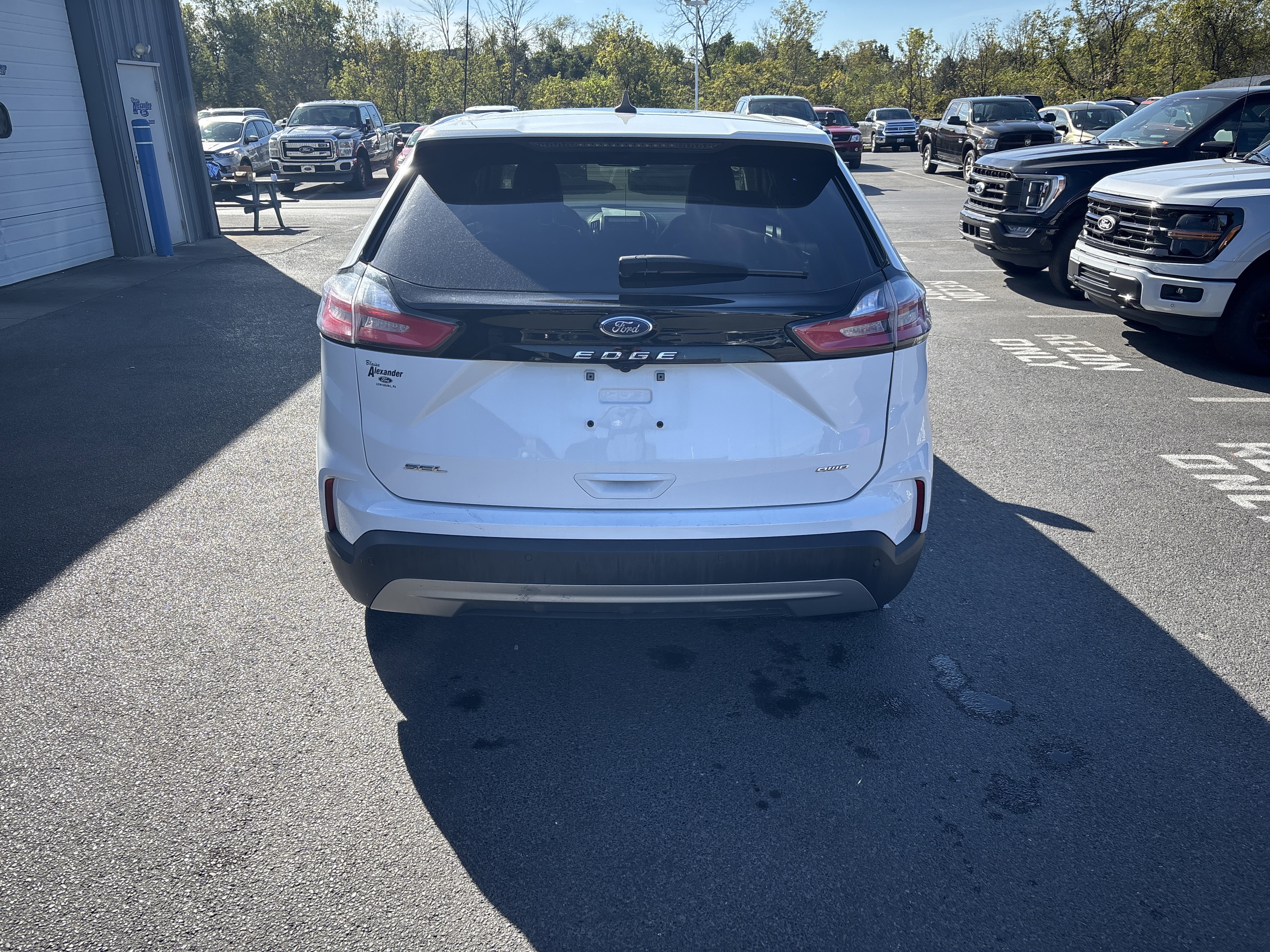 Used 2024 Ford Edge SEL video 4