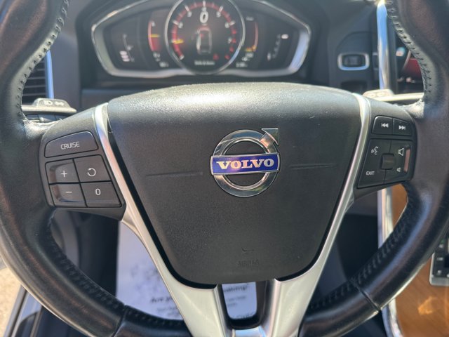 Used 2017 Volvo XC60 T6 Inscription w/ Preferred Option Package AWD/4WD image 19
