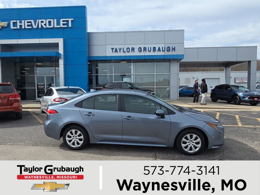 Used 2024 Toyota Corolla LE image 1