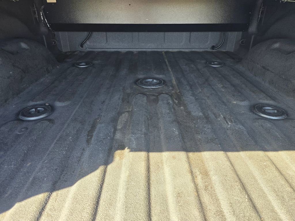 Used 2024 RAM 2500 Limited image 12