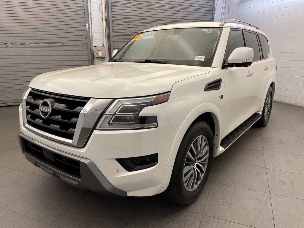 Used 2022 Nissan Armada SL w/ Captain's Chairs Package image 3