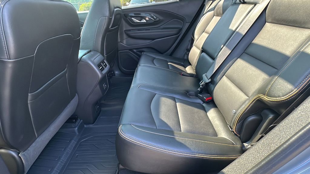 Used 2024 GMC Terrain AT4 image 14