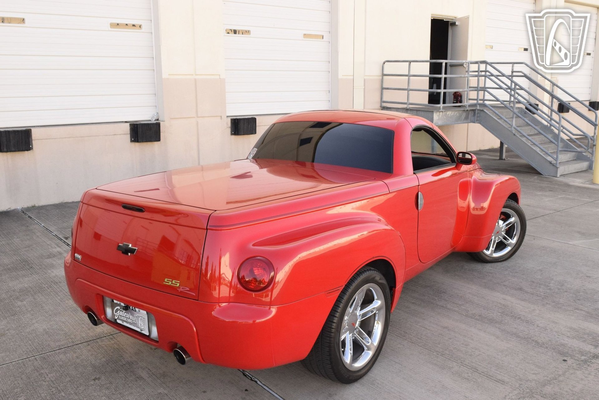 Used 2005 Chevrolet SSR w/ Preferred Equipment Group RWD image 23