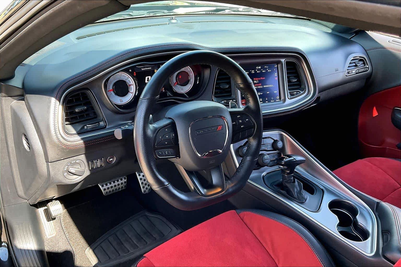 Used 2022 Dodge Challenger R/T Scat Pack RWD image 17
