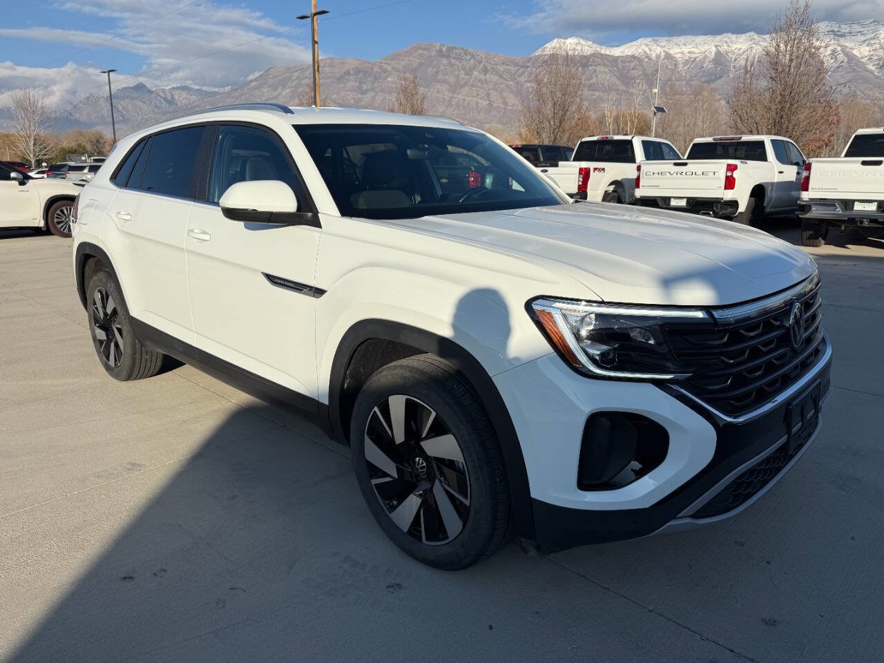 Used 2025 Volkswagen Atlas Cross Sport SE