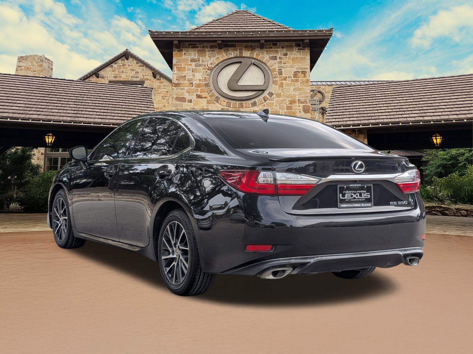 Used 2016 Lexus ES 350 w/ Luxury Package w/Wood Trim FWD image 3