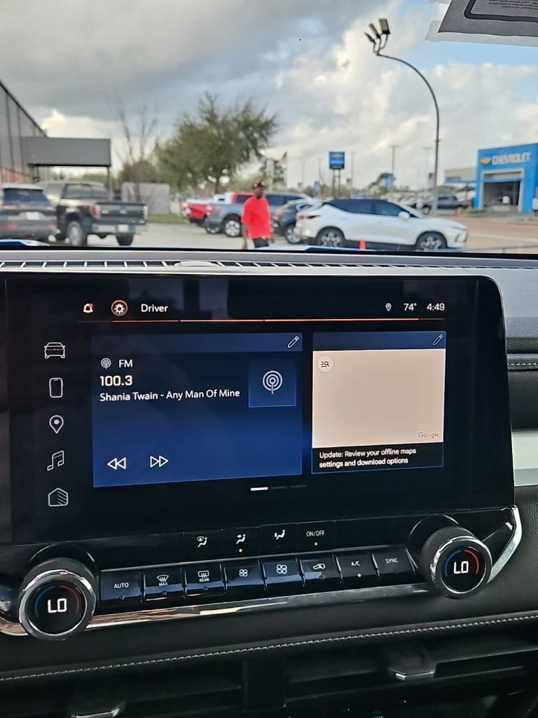 Used 2023 Chevrolet Colorado LT w/ LT Convenience Package RWD image 17