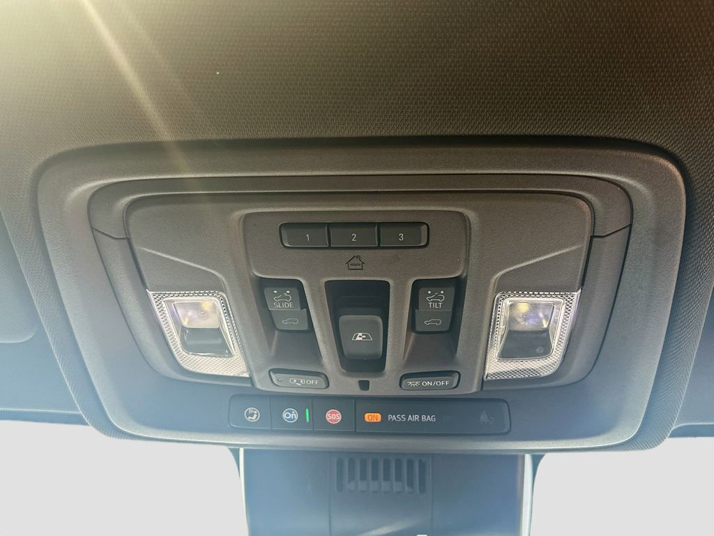 Used 2022 GMC Sierra 1500 SLT w/ SLT Premium Plus Package image 26