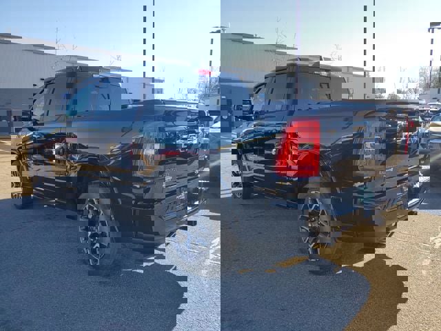 New 2026 RAM 1500 Laramie AWD/4WD image 4