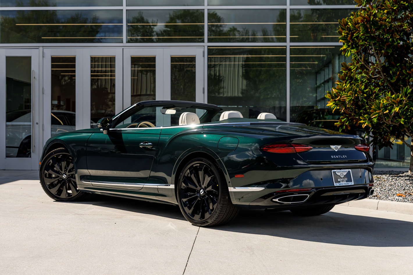 New 2026 Bentley Continental GTC image 8