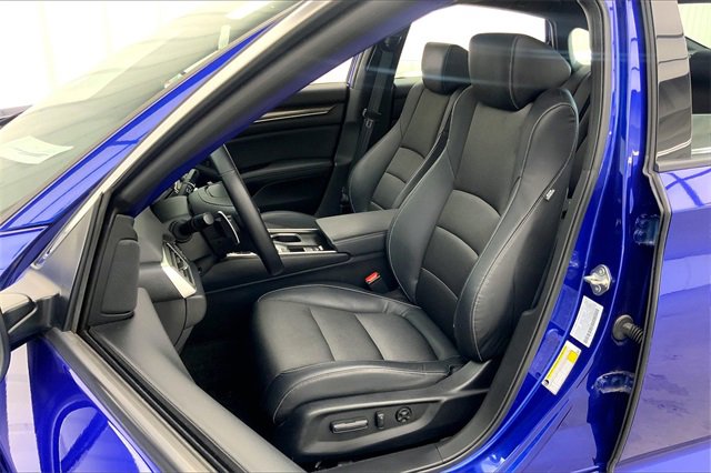 Used 2018 Honda Accord Sport image 8