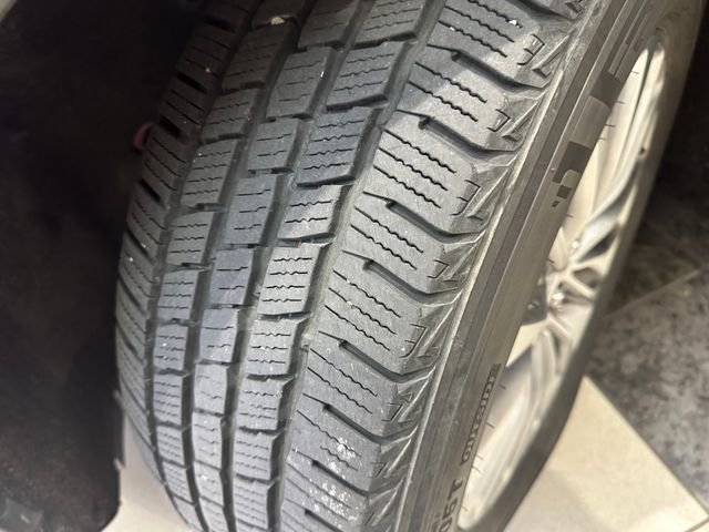 Used 2016 Lincoln MKX Select w/ Select Plus Package AWD/4WD image 31