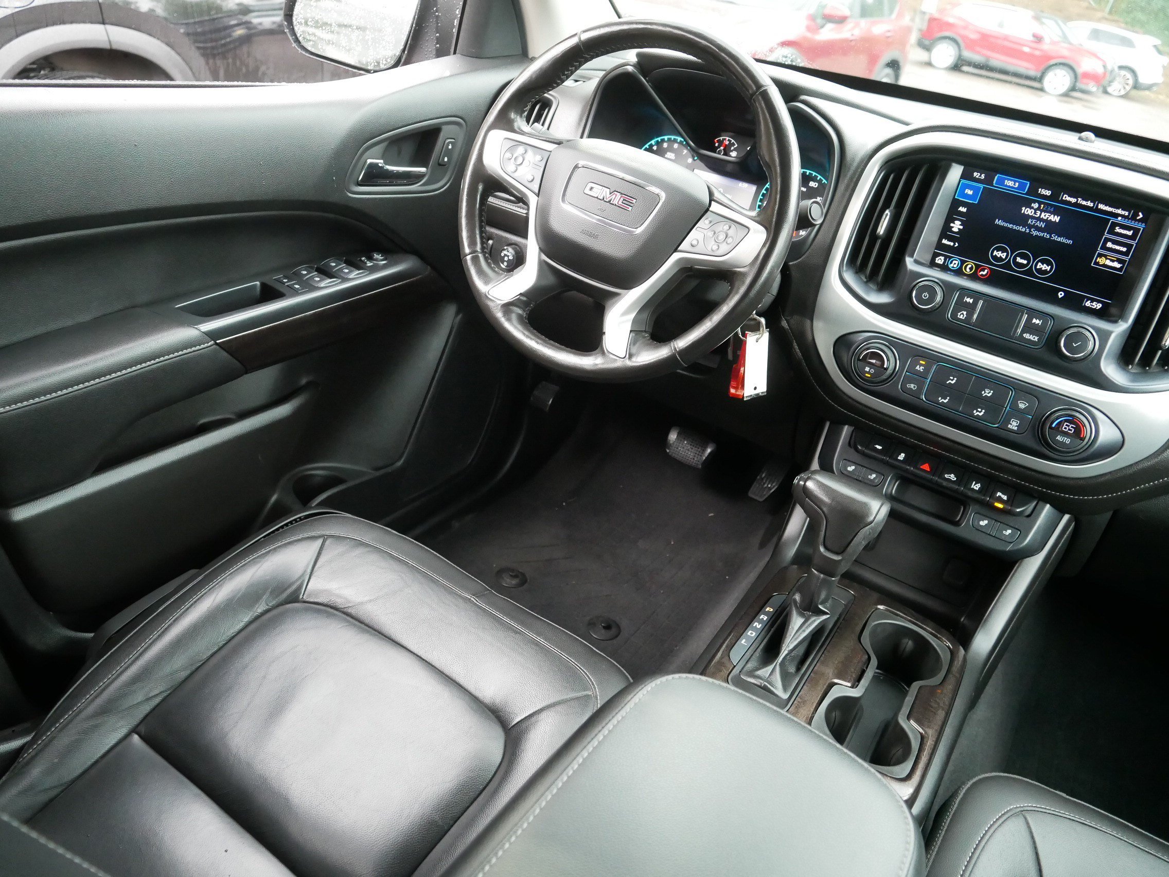 Used 2019 GMC Canyon SLT w/ Driver Alert Package AWD/4WD image 9