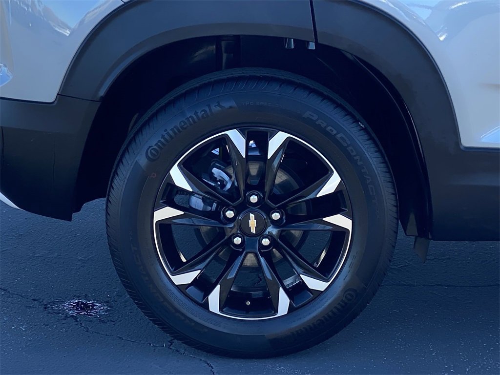 Used 2023 Chevrolet TrailBlazer LT w/ Convenience Package image 42