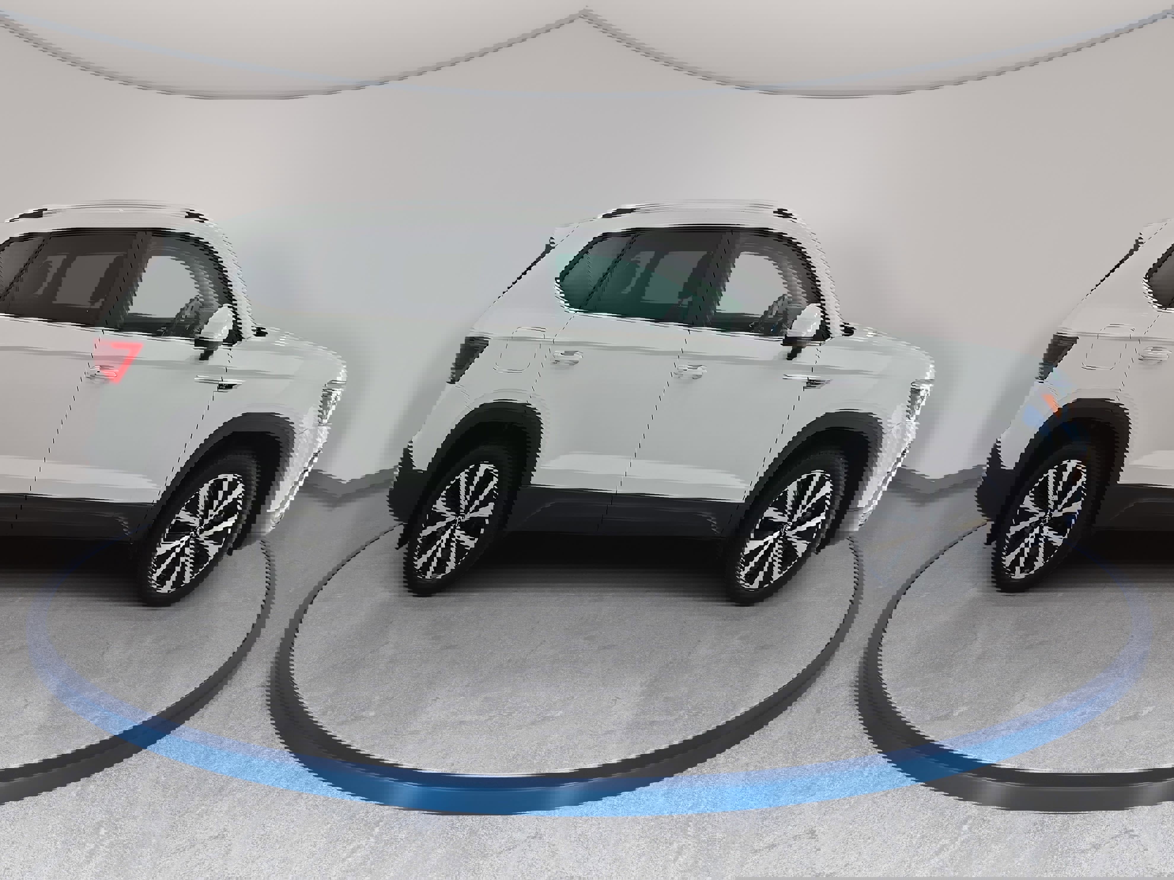 Certified 2023 Volkswagen Taos SE image 4