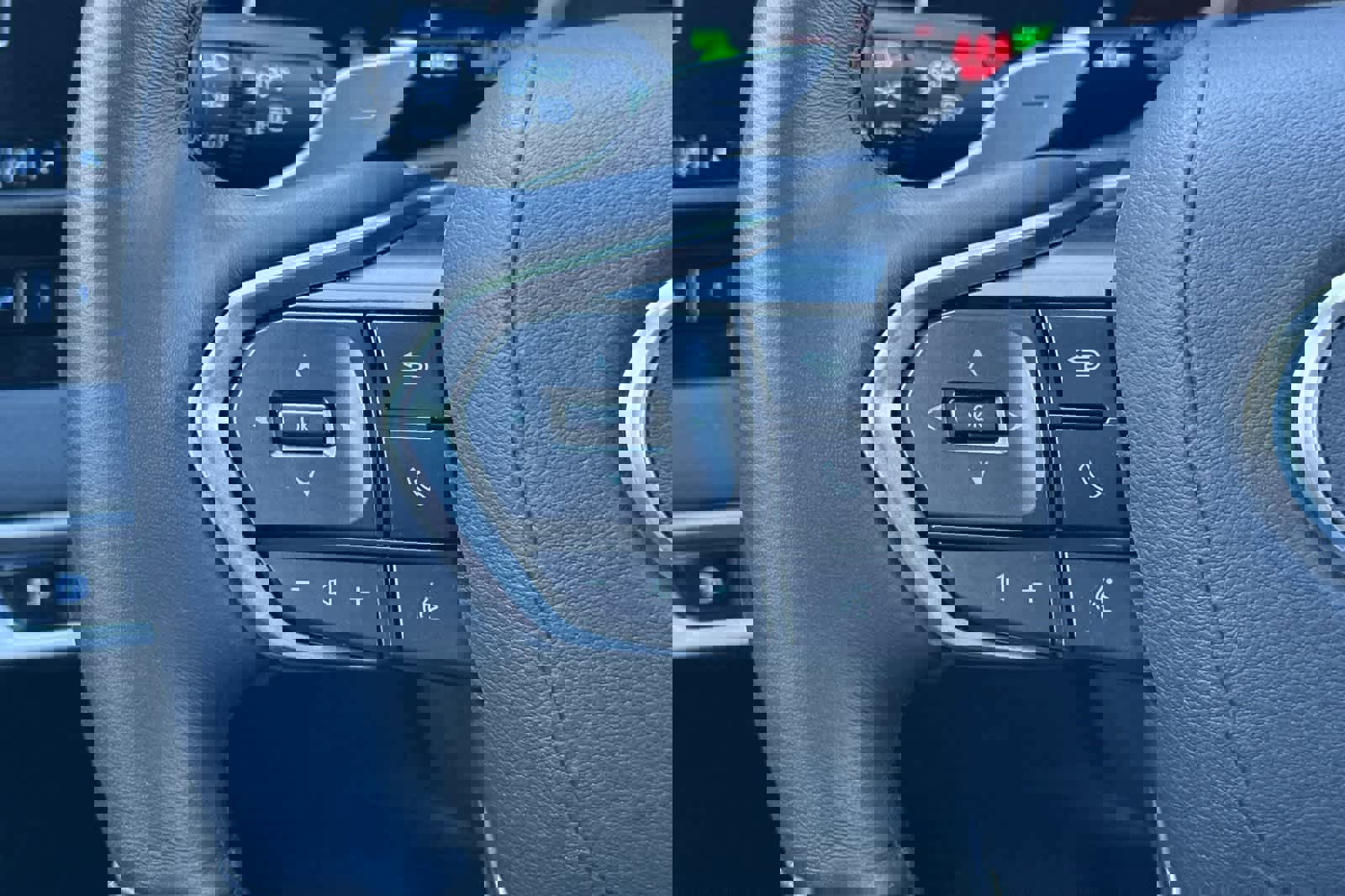 Certified 2025 Lexus RX 350h w/ Convenience Package image 27