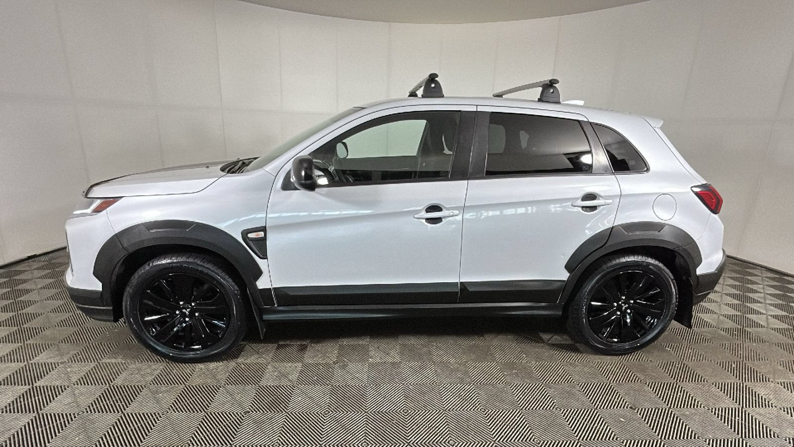 Used 2024 Mitsubishi Outlander Sport AWD image 5