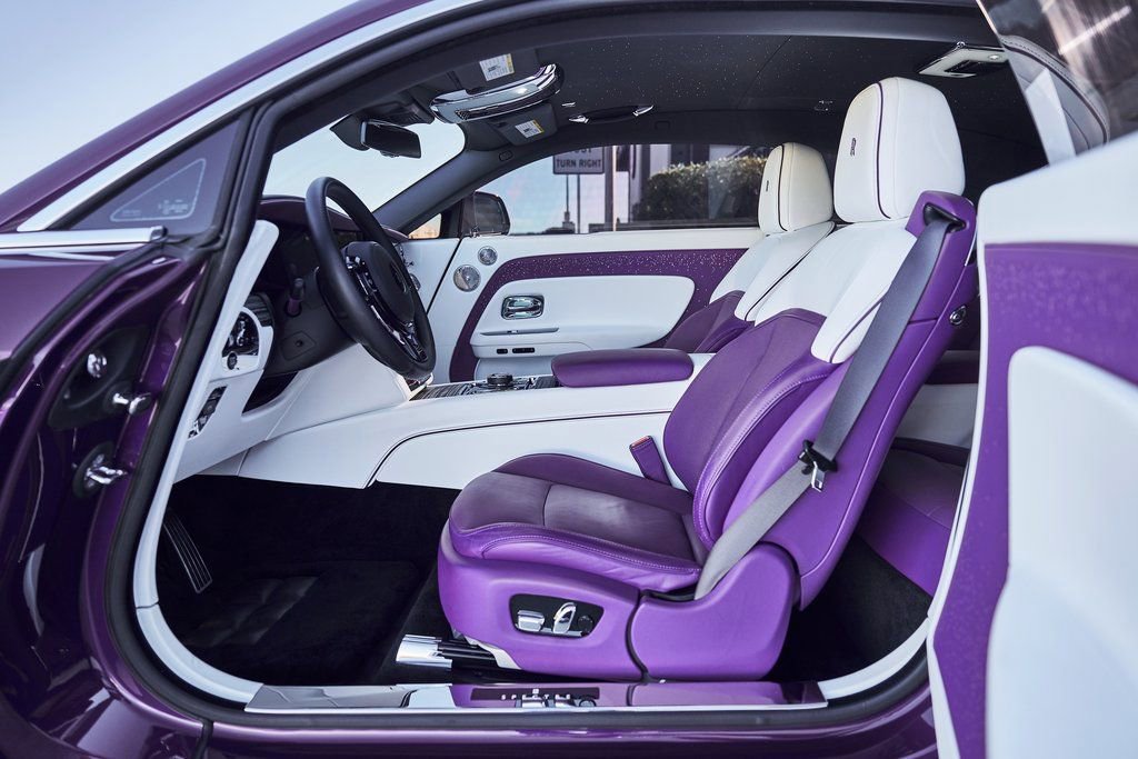 Used 2024 Rolls-Royce Spectre w/ Spectre Launch Package image 20