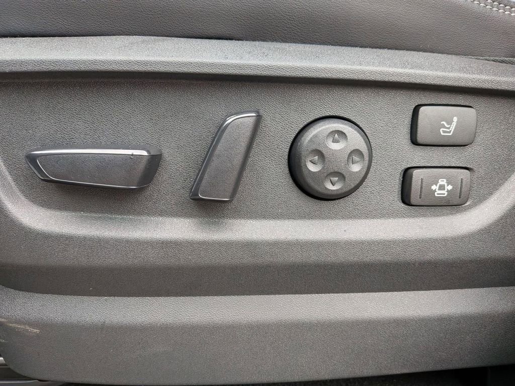 New 2026 INFINITI QX80 4WD w/ Sport Exterior Package image 14