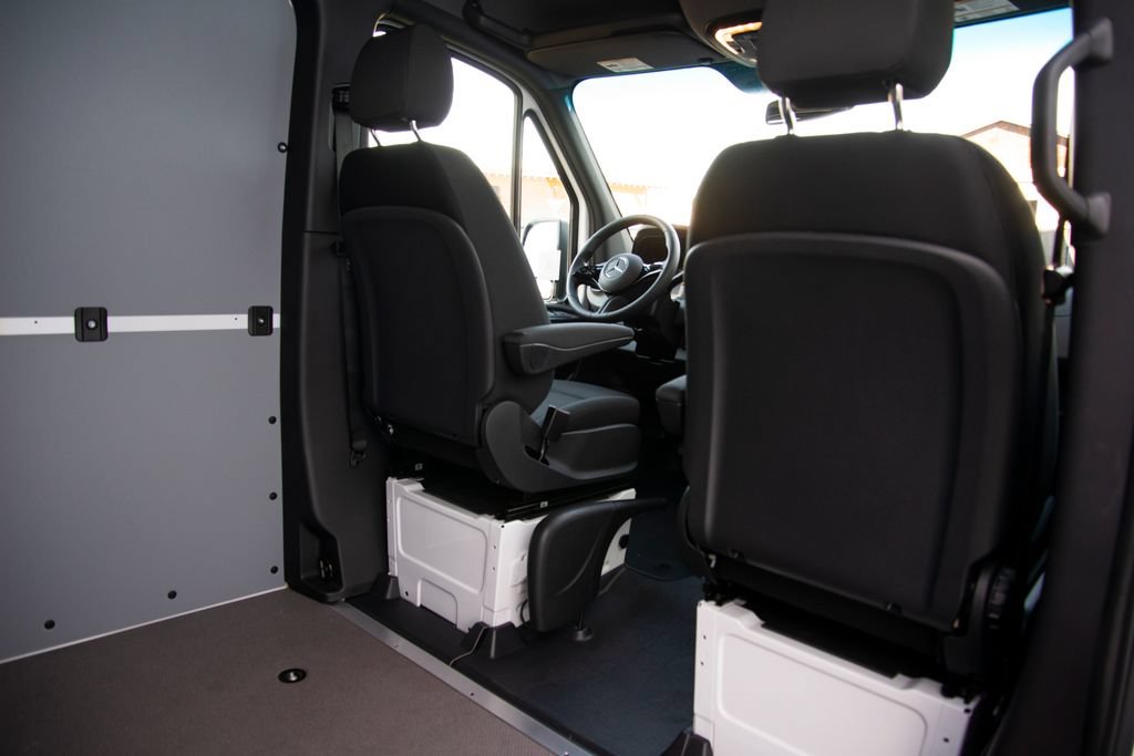 New 2026 Mercedes-Benz Sprinter 2500 image 18