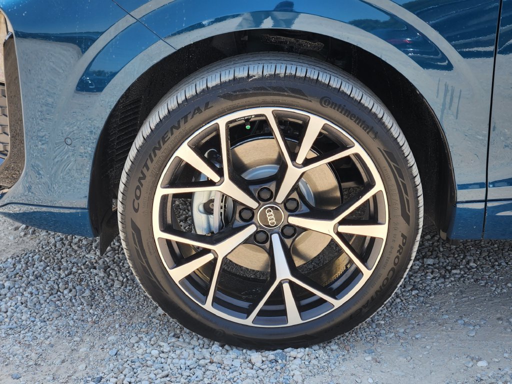 New 2026 Audi Q3 quattro 2.0T AWD/4WD image 14