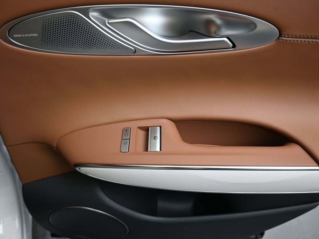 New 2026 Genesis GV70 2.5T Advanced image 16