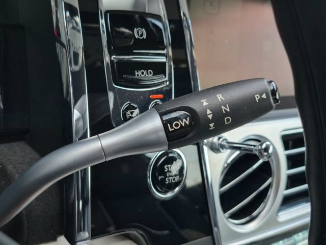 Used 2017 Rolls-Royce Wraith RWD image 24