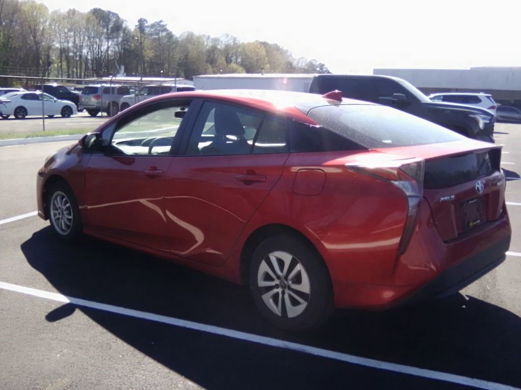 Used 2016 Toyota Prius Two image 7