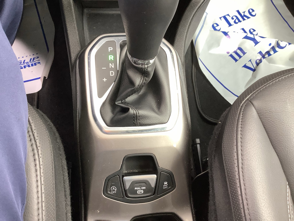 Used 2021 Jeep Renegade Limited w/ Sun & Sound Group image 21