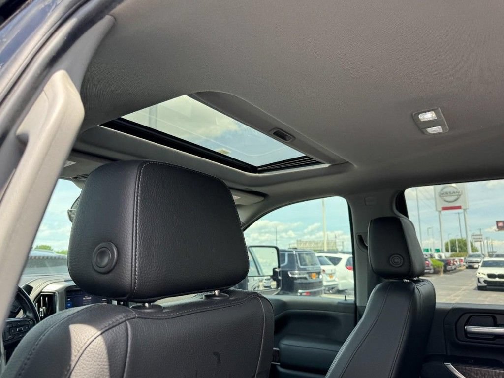 Used 2020 GMC Sierra 2500 Denali w/ Denali Ultimate Package AWD/4WD image 11