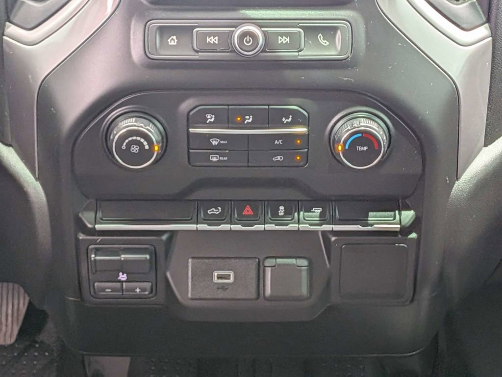 Used 2020 Chevrolet Silverado 2500 Custom w/ Custom Value Package RWD image 19