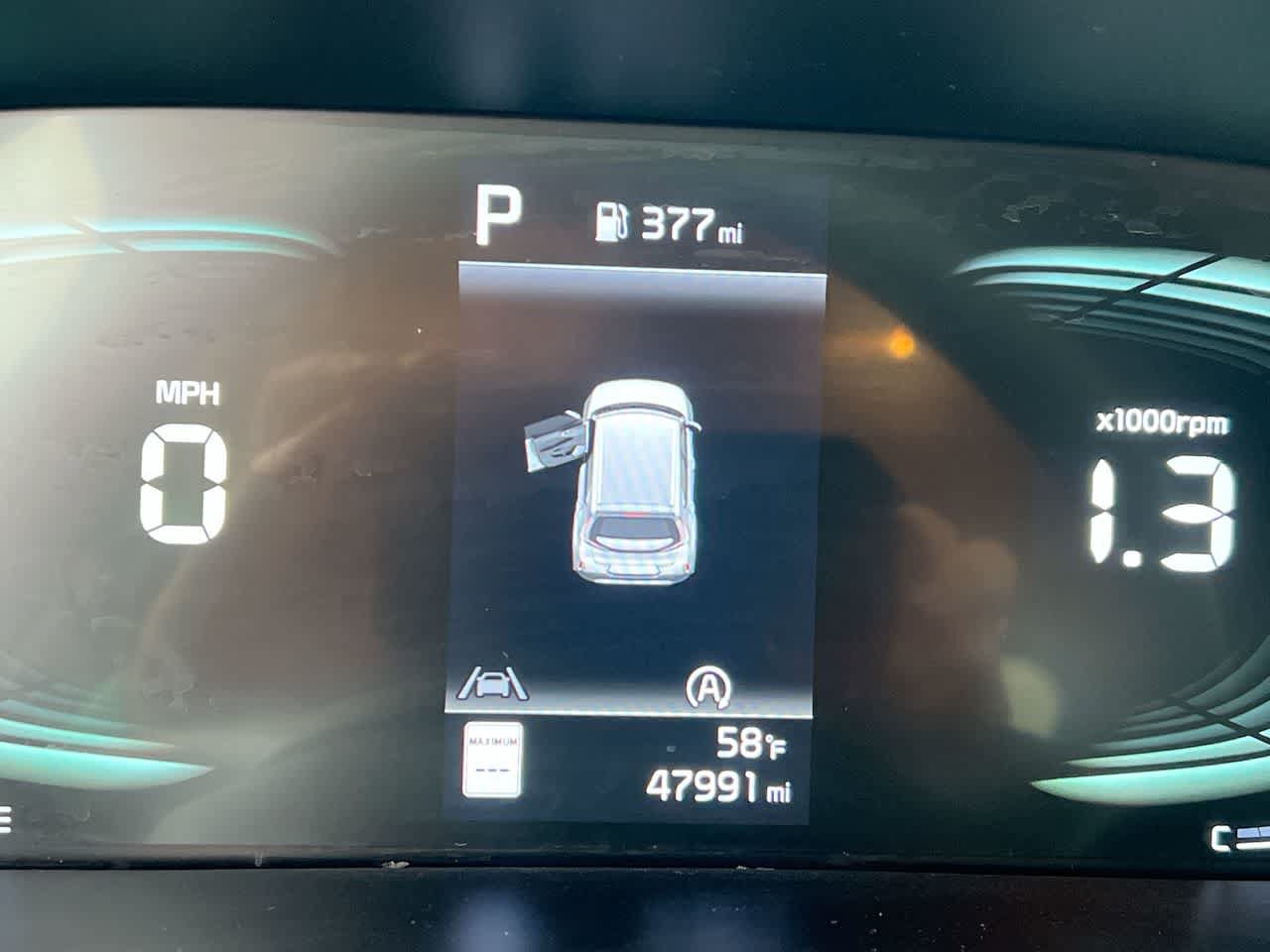Used 2024 Kia Soul LX w/ Option Group 015 FWD image 15