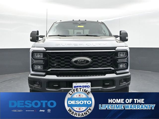 New 2026 Ford F250 Lariat w/ Black Appearance Package image 3
