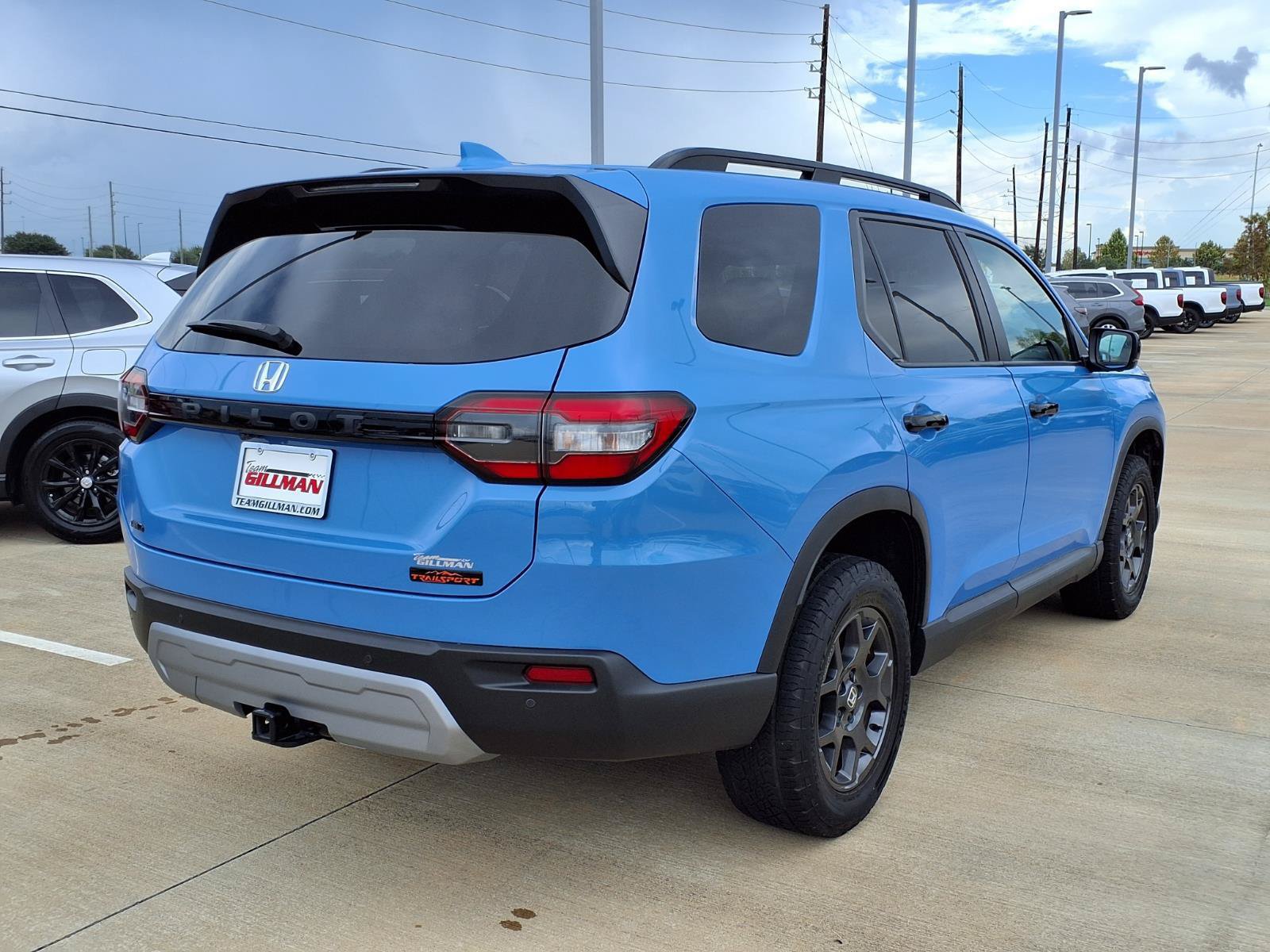 Used 2024 Honda Pilot TrailSport image 7