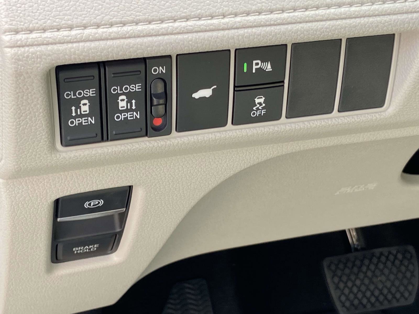 New 2026 Honda Odyssey Elite image 9