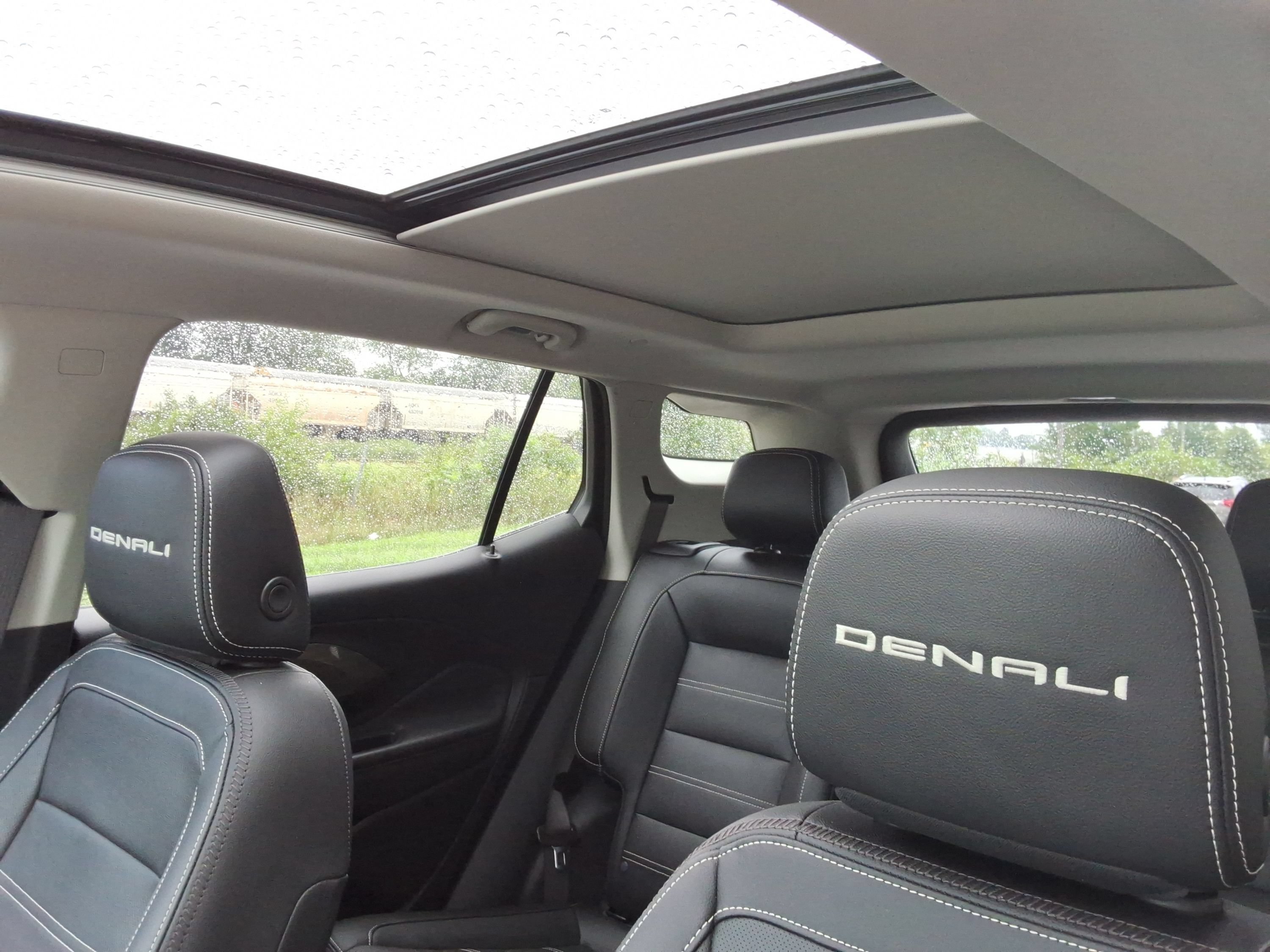 Used 2023 GMC Terrain Denali w/ LPO, Floor Liner Package AWD/4WD image 28