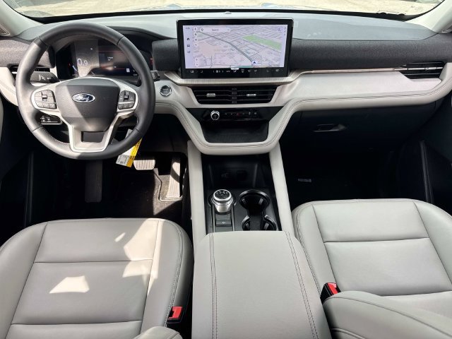 New 2026 Ford Explorer Active w/ Active Comfort Package RWD image 16