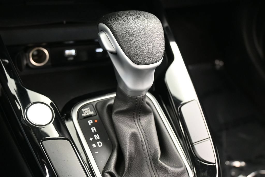 Used 2024 Kia Soul S FWD image 23