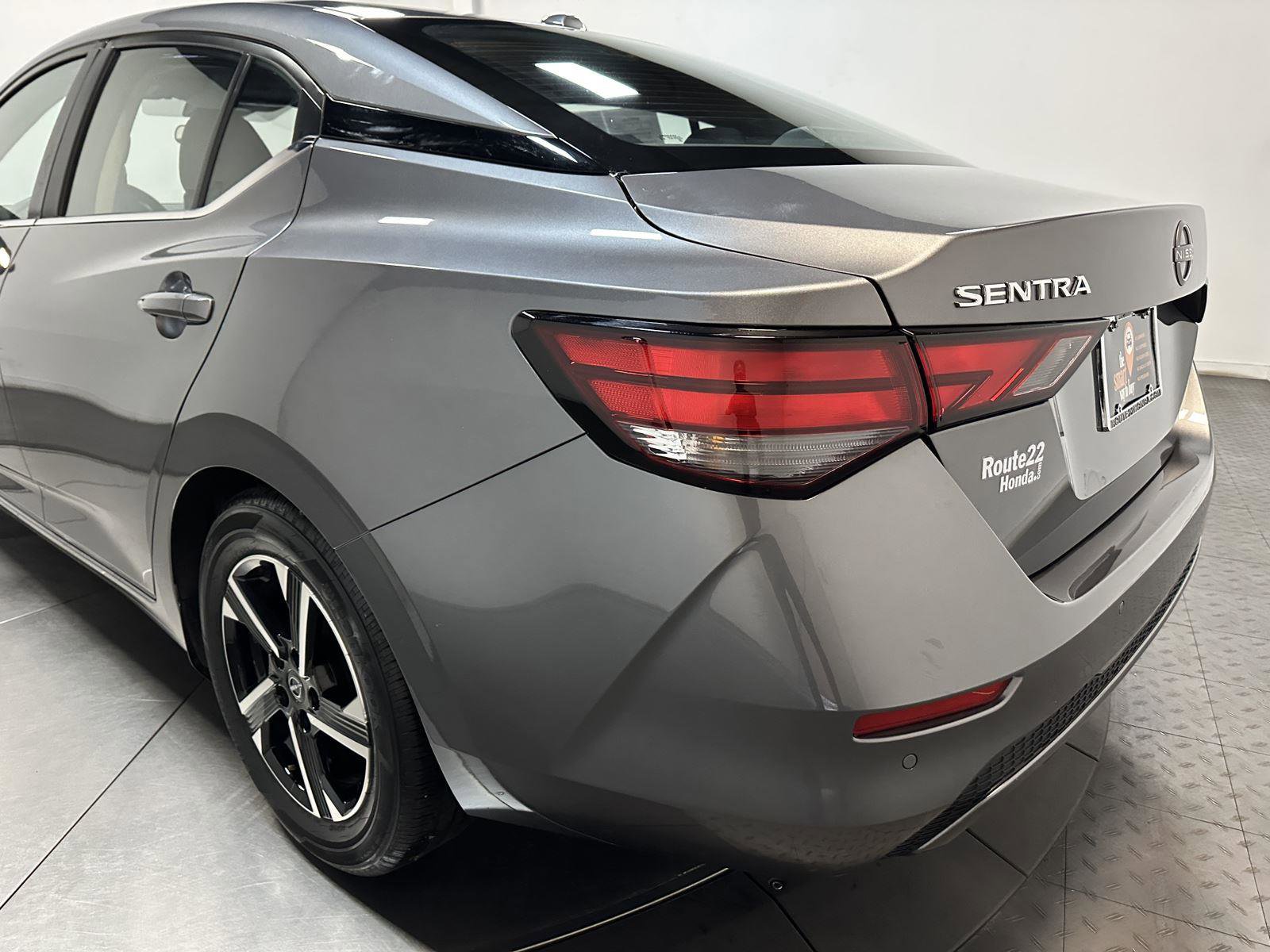 Used 2025 Nissan Sentra SV image 10