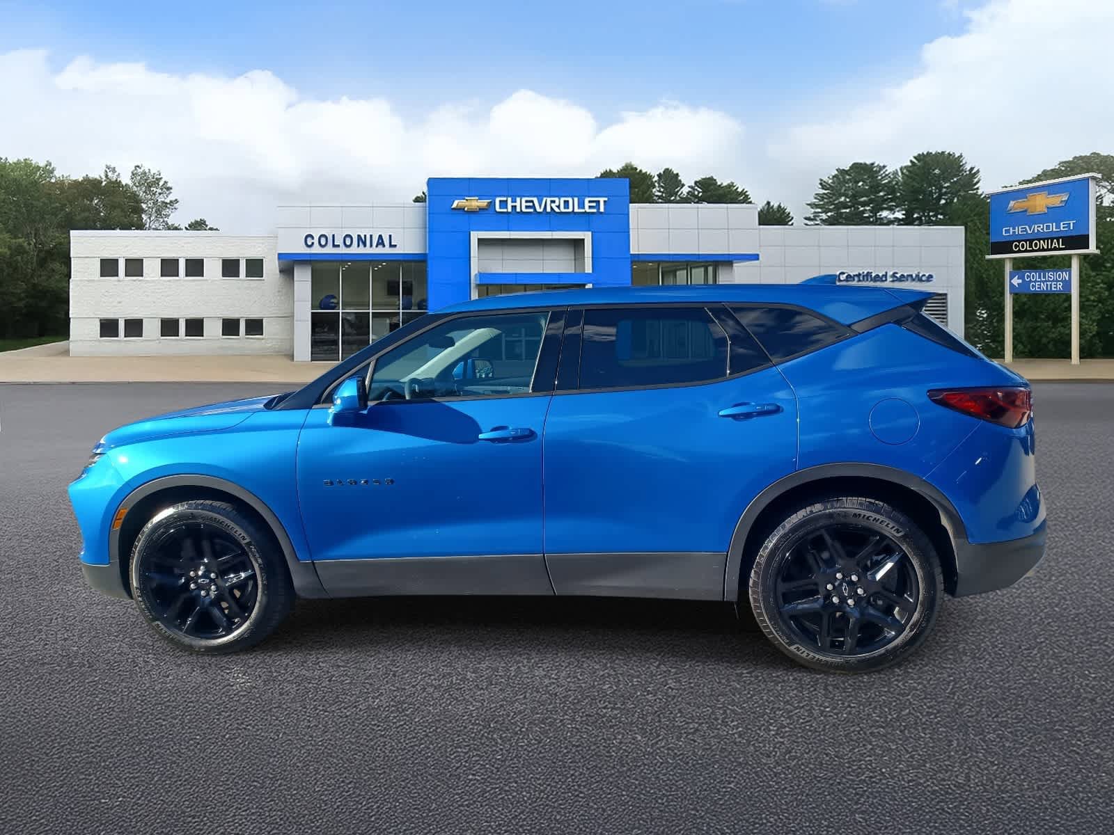 Used 2025 Chevrolet Blazer LT w/ Driver Confidence Package FWD image 6