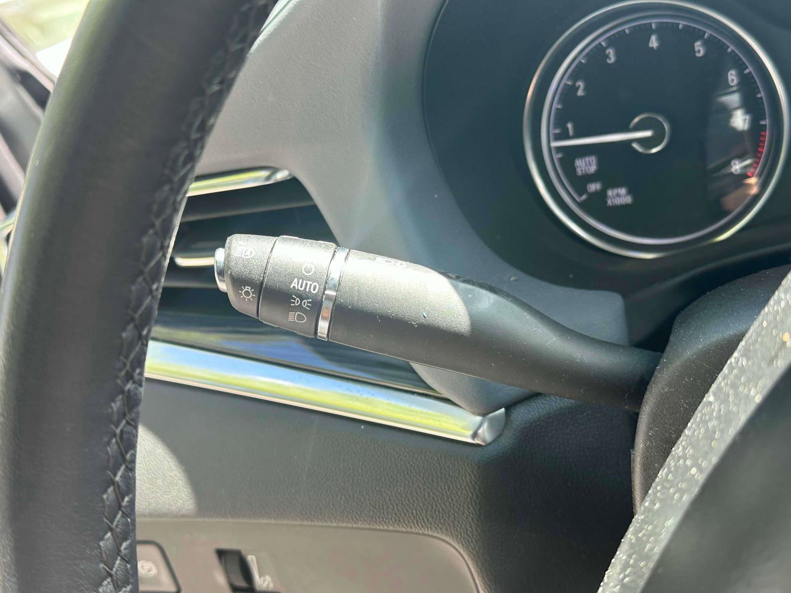 Used 2022 Buick Enclave Essence w/ Experience Buick Package image 26