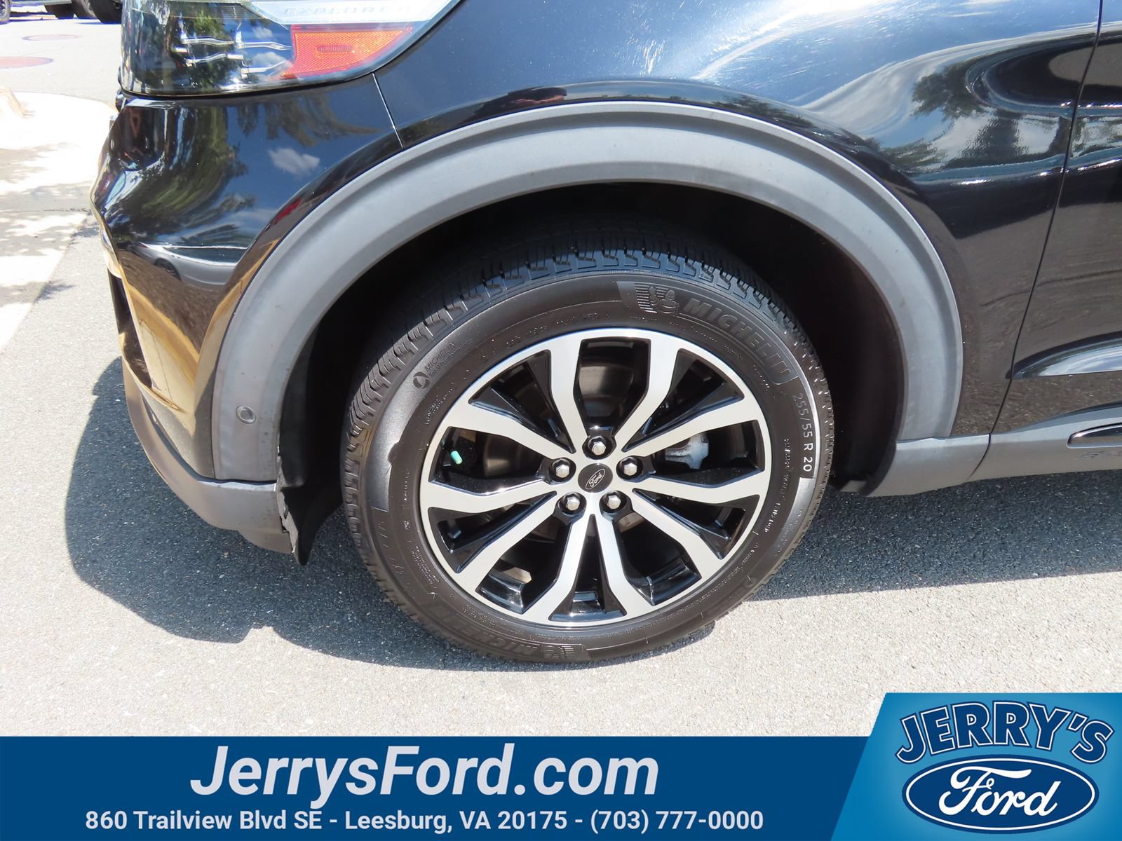 Certified 2020 Ford Explorer ST w/ Premium Technology Package AWD/4WD image 13
