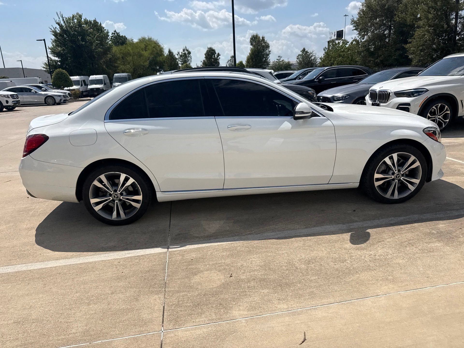Used 2019 Mercedes-Benz C 300 4MATIC Sedan image 3