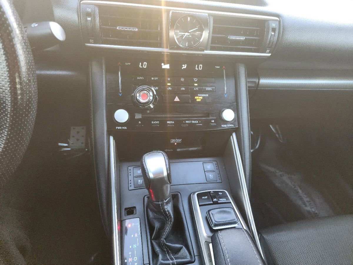 Used 2017 Lexus IS 350 F Sport w/ F Sport Package image 18