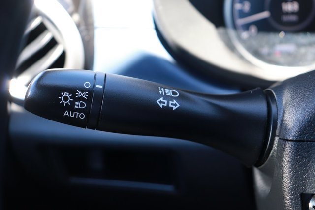 Used 2025 Nissan Versa SV FWD image 19